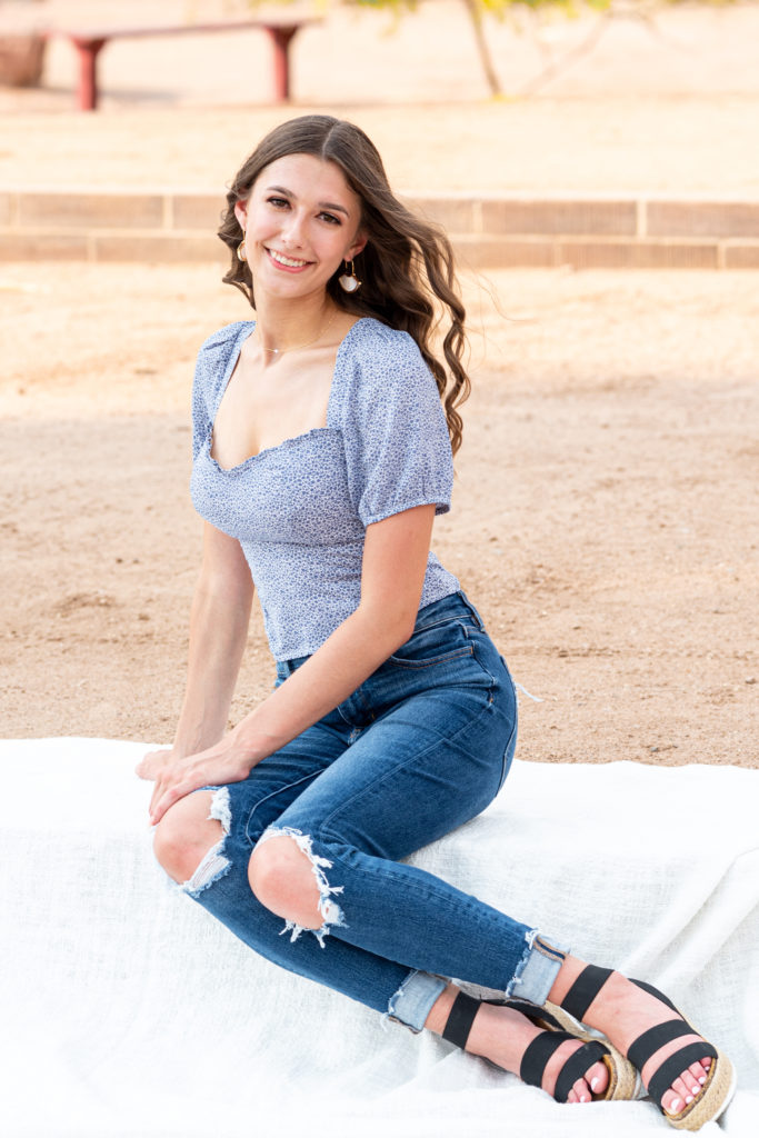 2022 senior grad Kylie looking pretty in Papago Park during her senior portrait session