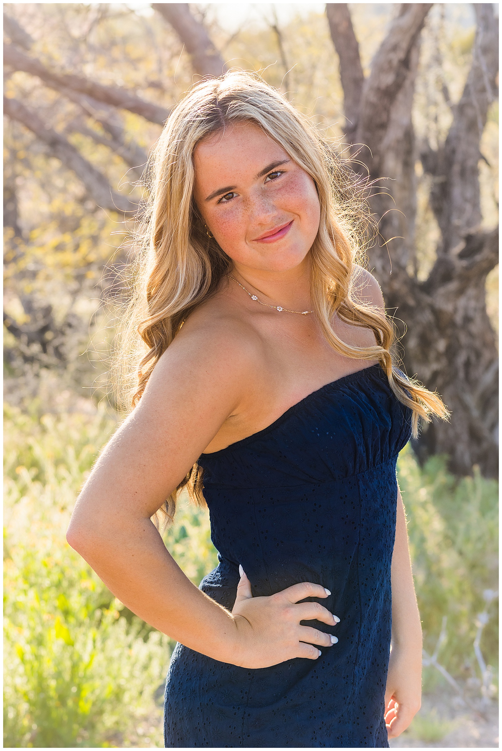 Senior graduation portraits in the desert of Scottsdale at golden hour with Bayley Jordan Photography
